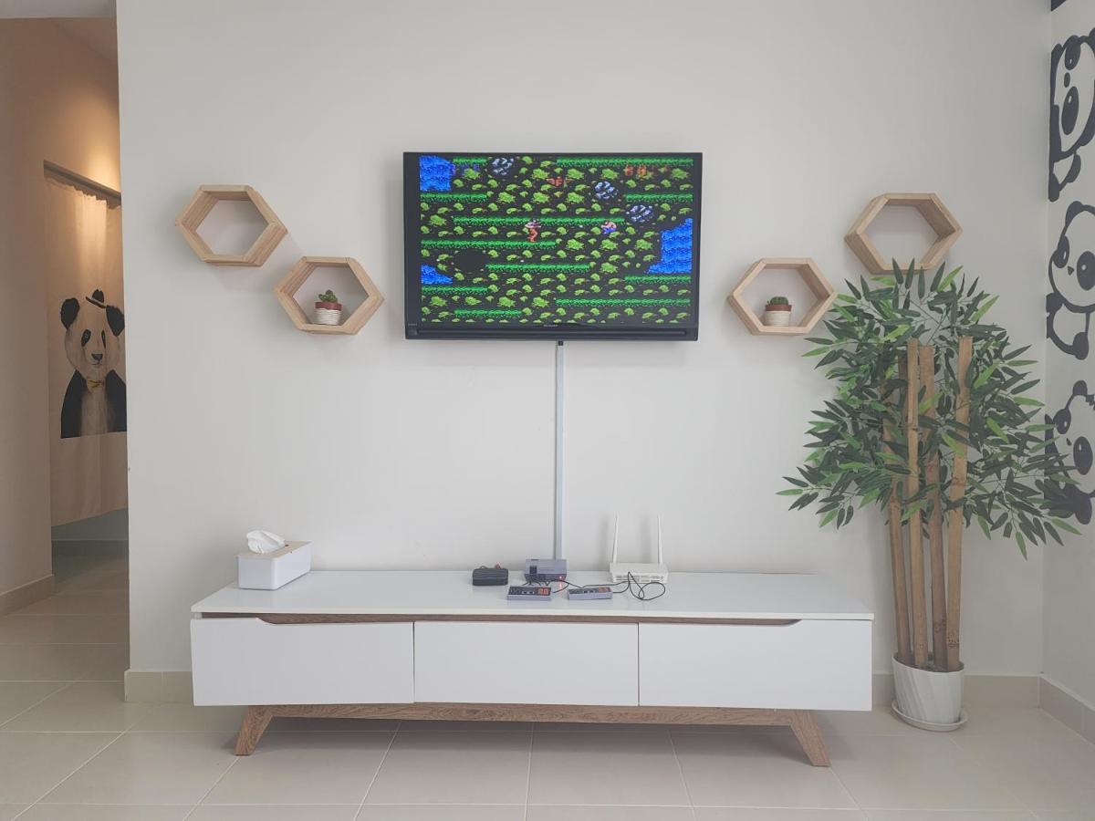 Ferienwohnung Netflix Panda House 3B2R Rimbayu Kota Kemuning With Atari Games Teluk Panglima Garang Exterior foto
